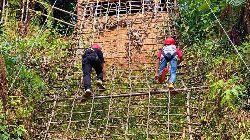 Momen Yes, I Can! Camp